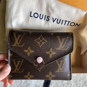 Louis Vuitton Victorine Wallet Rose Ballerine